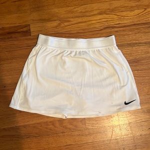 White Nike Tennis Skirt Size Small / XSmall